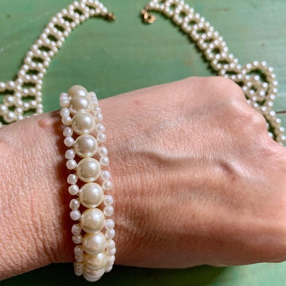 Mid-Century Faux White Pearl Lacy Collar Necklace & Bracelet - Vintage Bride - Picture 6 of 13